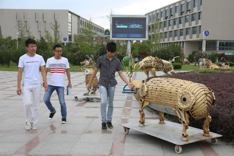 Chinese zodiac made of recycled automotive parts on display in Anhui