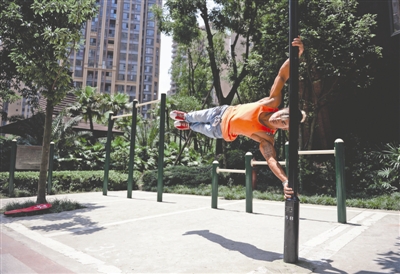 One-legged man ranks in top 30 in Chinese bodybuilding competition