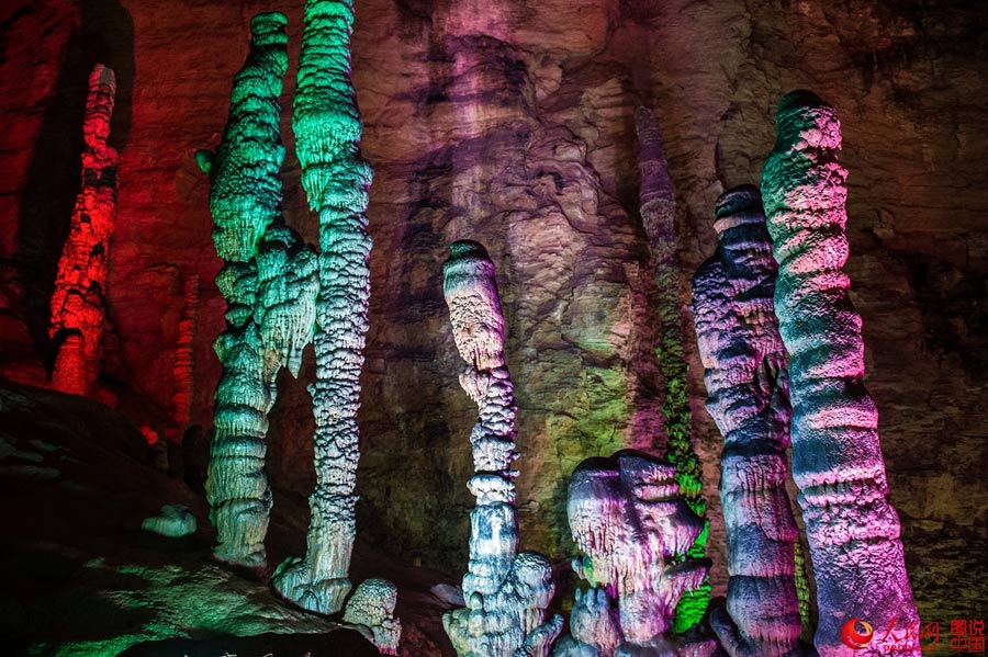 Fascinating cave in Zhangjiajie