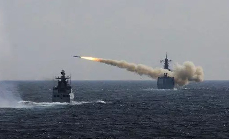 PLA Navy holds live-ammunition drill in East China Sea