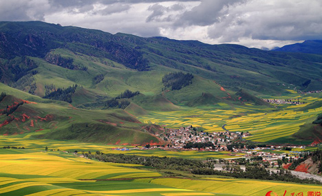 Magnificent mountain views in northwest China
