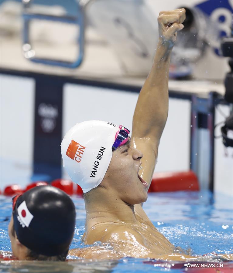 China's Sun Yang wins 200m freestyle gold
