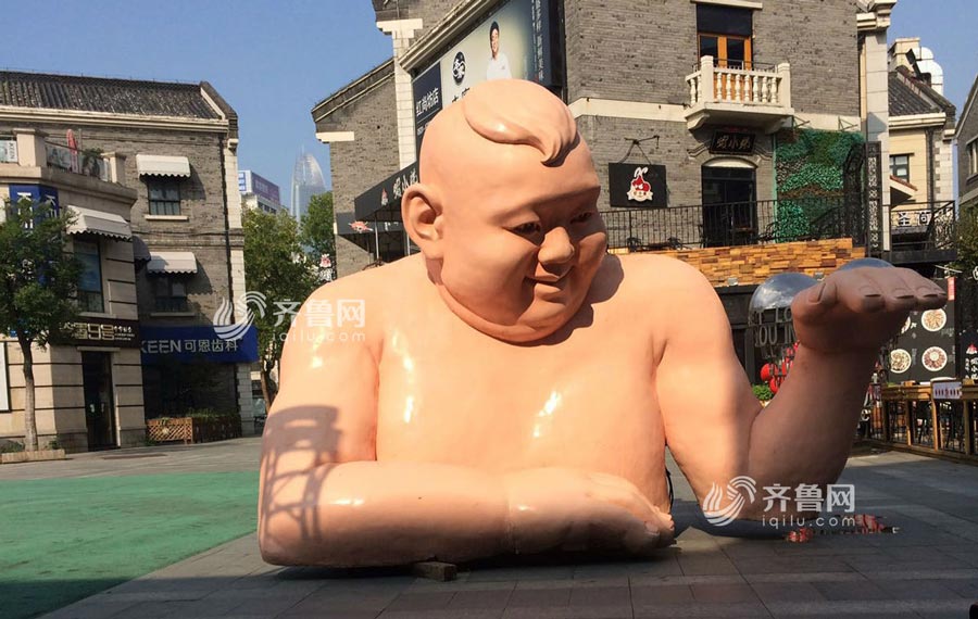 Naked statues removed from Jinan city center