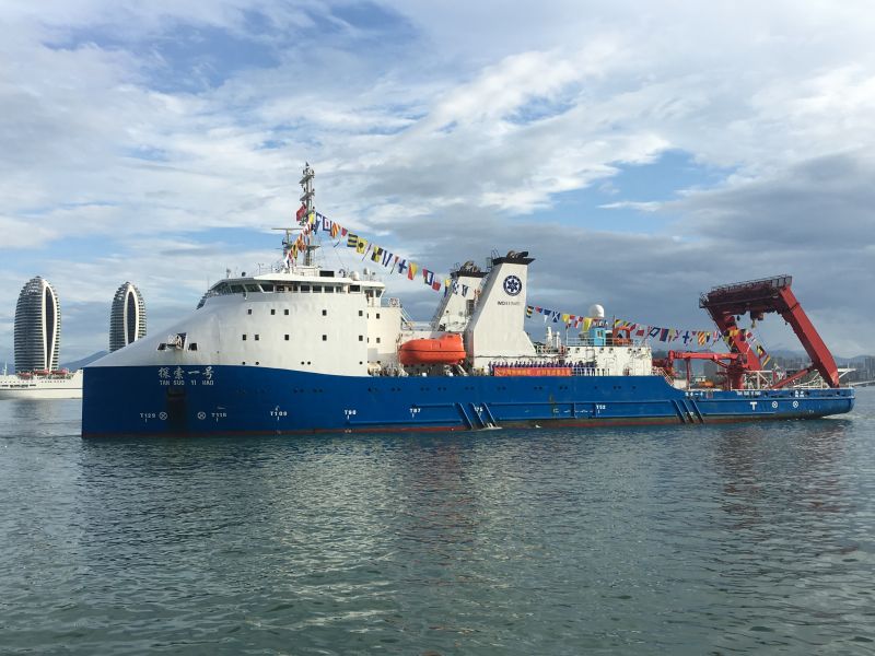 Mother ship for Chinese deep-sea manned submersible returns home