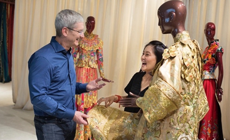 Tim Cook comes to China again