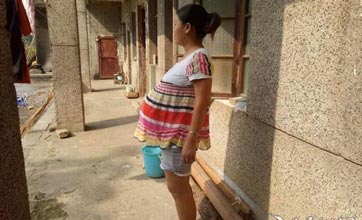 Woman sets Guinness World Record with 17-month-long pregnancy