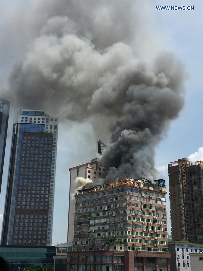Fire breaks out at residential building in east China