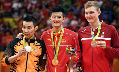 China's Chen Long wins gold in badminton men's singles
