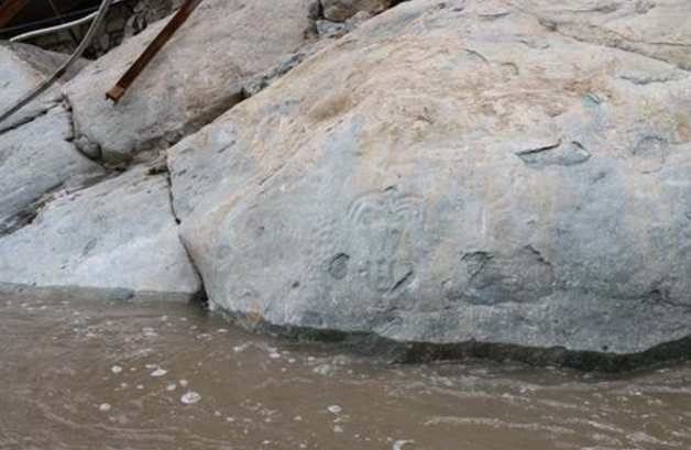 New rock paintings discovered in Helan Mountains after flood water recedes
