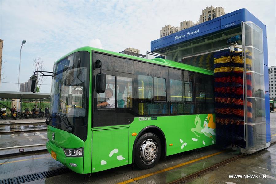 Fifty electric buses put into operation in east China