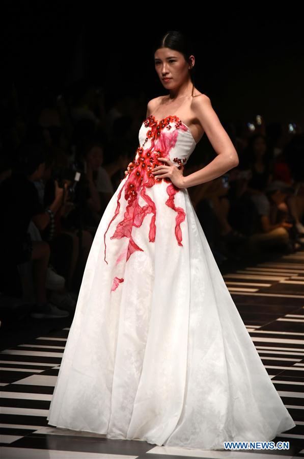 Highlights of 2016 Guangdong Fashion Week