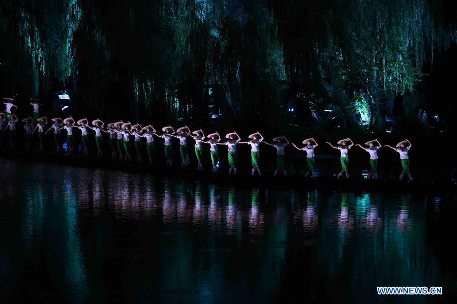 Evening gala for G20 summit held in Hangzhou