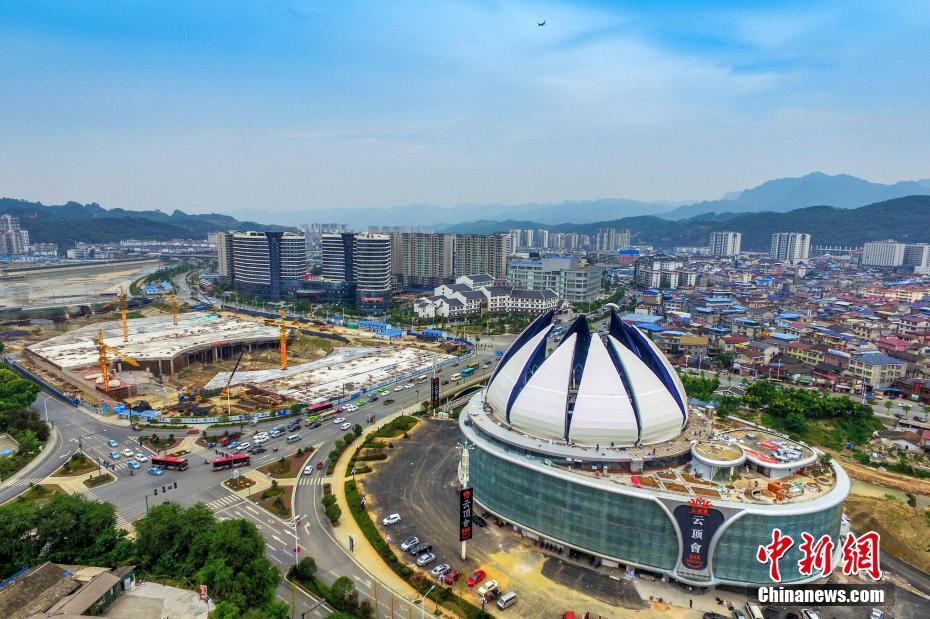 World's largest retractable dome bar to open to the public