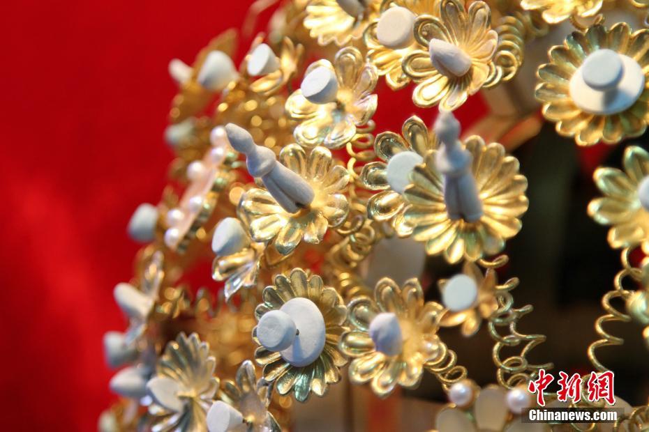 Crown of Empress Xiao of Sui Dynasty revealed in northwest China