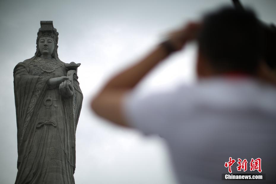 World's highest Matsu statue erected in Tianjin