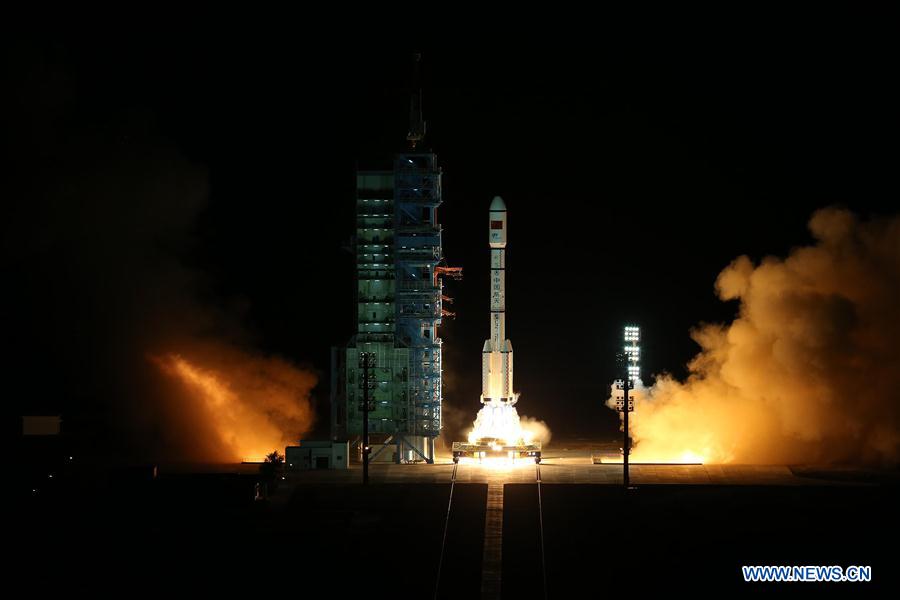 Spotlight: China's Tiangong-2 space lab draws global praise