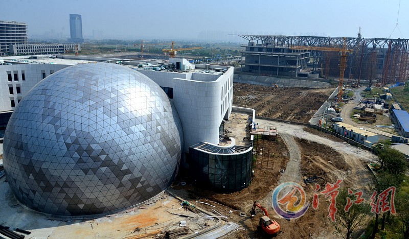 Construction of Xiangyang Citizen Center completed