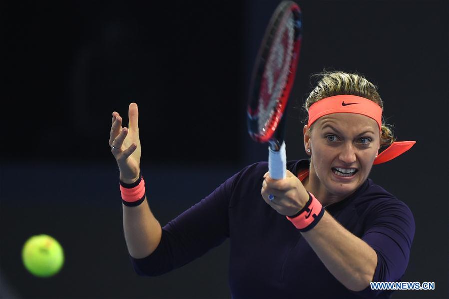 Kvitova beats Muguruza 2-0 at China Open