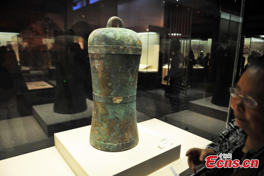 Over 900 artifacts from Han tomb on display