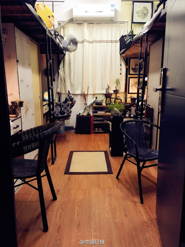 Vintage Chinese-style dorm decorations wows netizens
