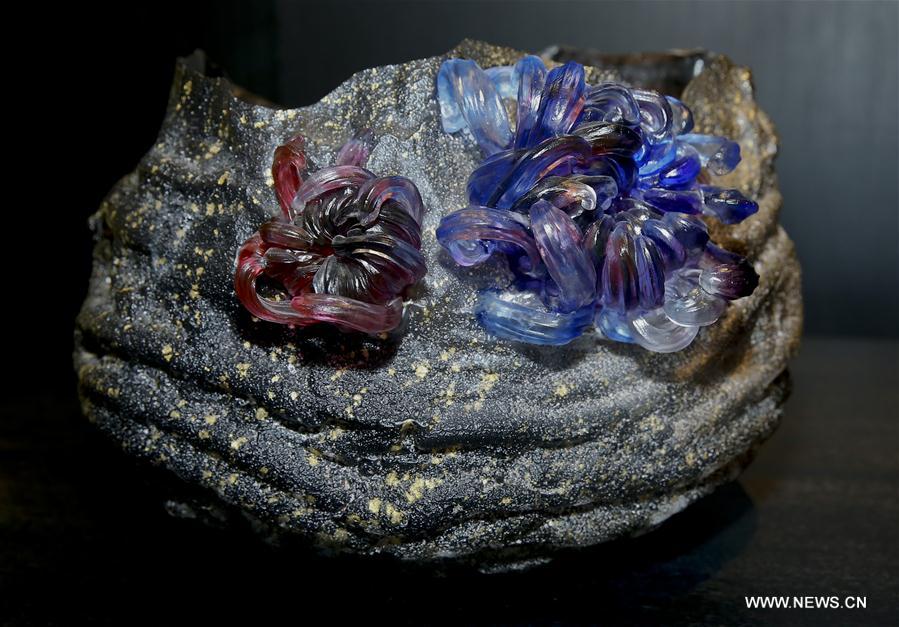 Chinese glass art exhibition held in Brussels