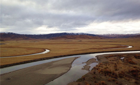 Autumn scenery of Hongyuan Grassland in Sichuan