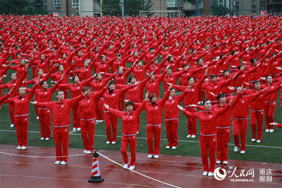 50,000 people set new Guinness square dance record
