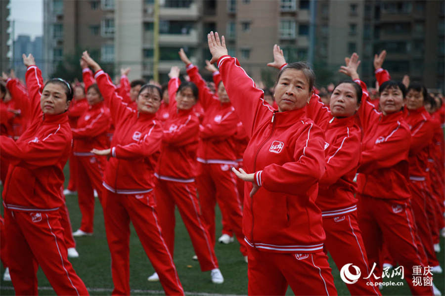 50,000 people set new Guinness square dance record