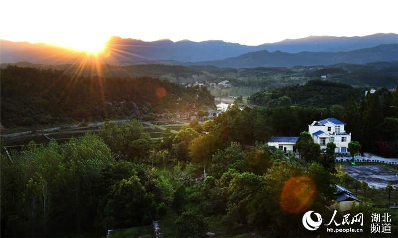Picturesque Macheng in Hubei
