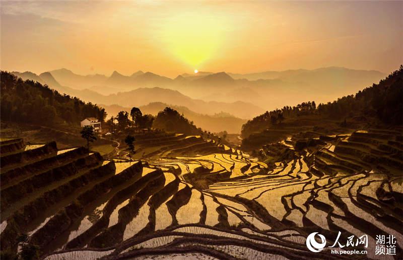 Picturesque Macheng in Hubei