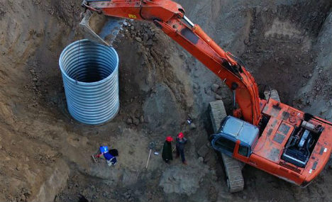 Rescue work for boy fell into dried well underway