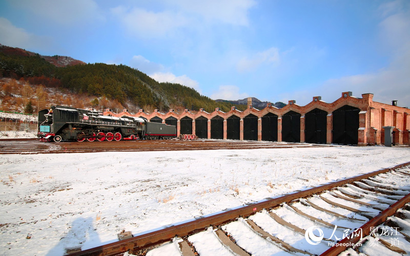 Russian-style locomotive barn in Heilongjiang