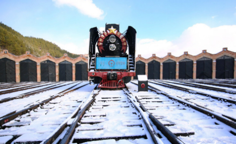 Russian-style locomotive barn in Heilongjiang