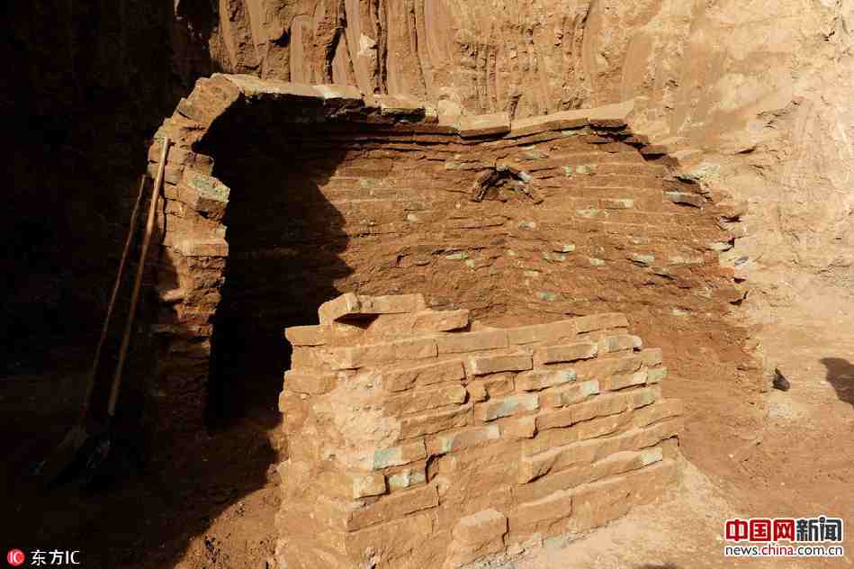 Song Dynasty tomb unearthed in Xinjiang