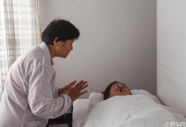 'Magic doctor' brings Chinese medicine to Peru