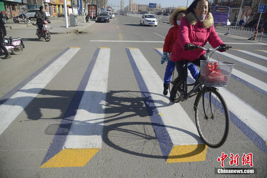 3-D crosswalk appears in Inner Mongolia
