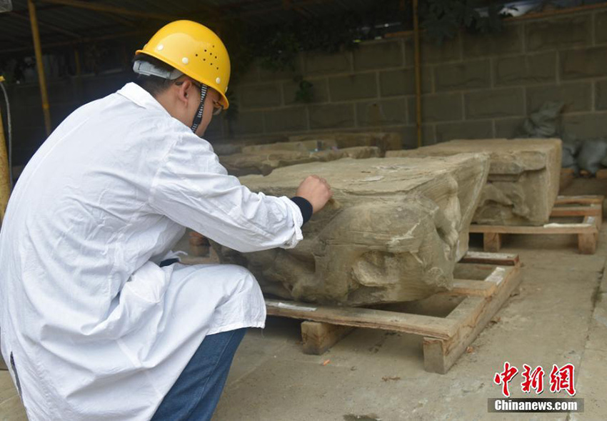 Ancient tower undergoes repairs in Sichuan