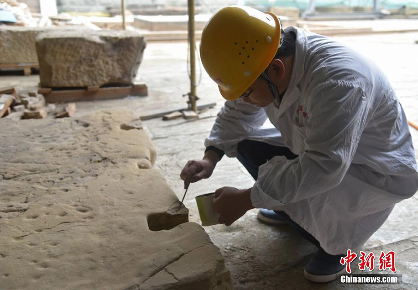 Ancient tower undergoes repairs in Sichuan