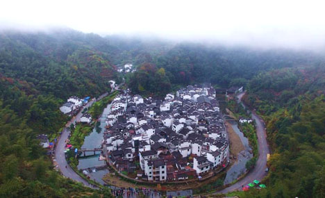 Jujing: roundest village in China