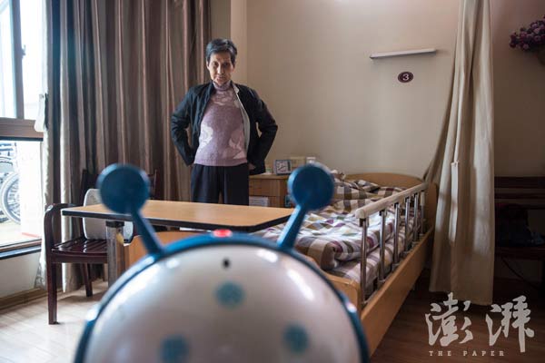 Robots in rest homes to serve aging society in China