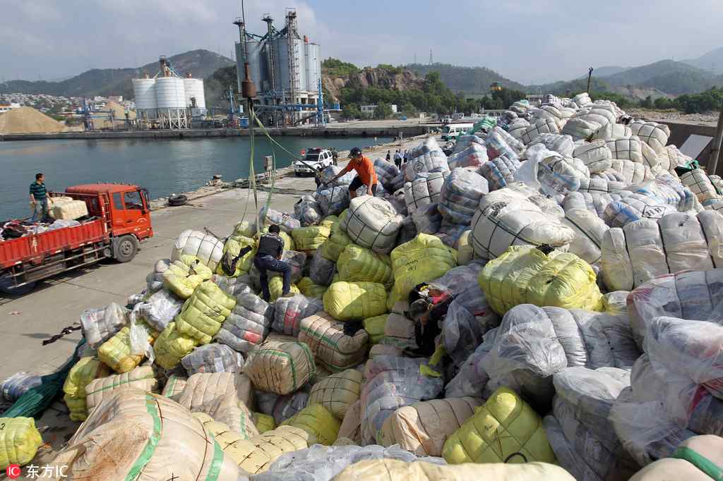 1,046 tons of garbage intercepted by Shenzhen customs