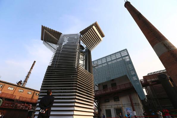 Smog-filtering tower renamed after failing performance assessment