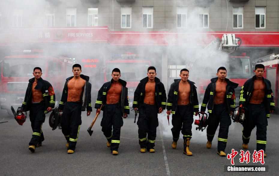 Retiring firefighters show off impressive physique