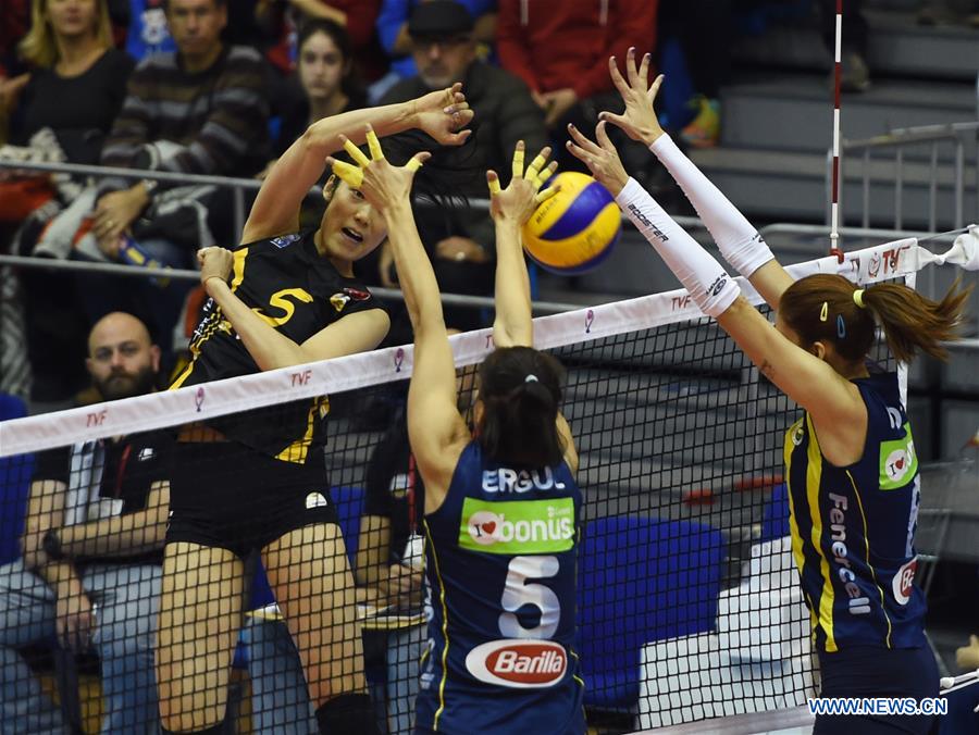 (SP)TURKEY-ISTANBUL-VOLLEYBALL-TURKISH WOMEN LEAGUE-FENERBAHCE VS VAKIFBANK 