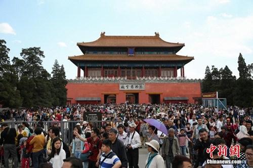 Over 1 million cultural relics housed in Palace Museum