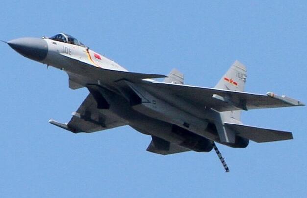 SHOOT IT! Liaoning aircraft carrier conducts first live-fire drill