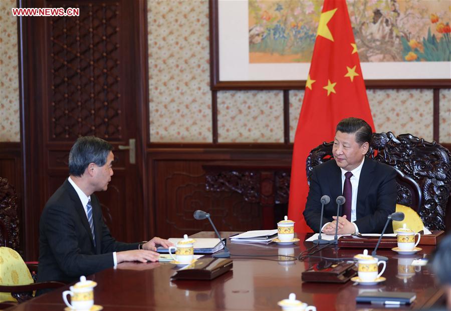 Xi meets Hong Kong SAR chief executive