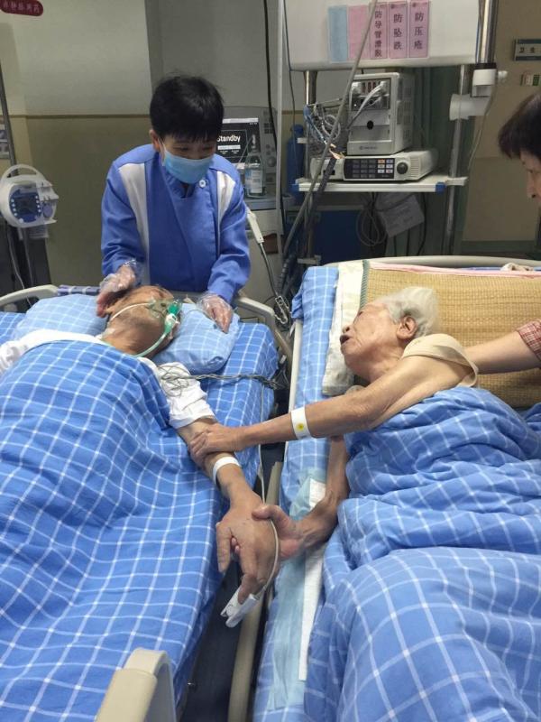 Nonagenarian gives up treatment to see wife for last time