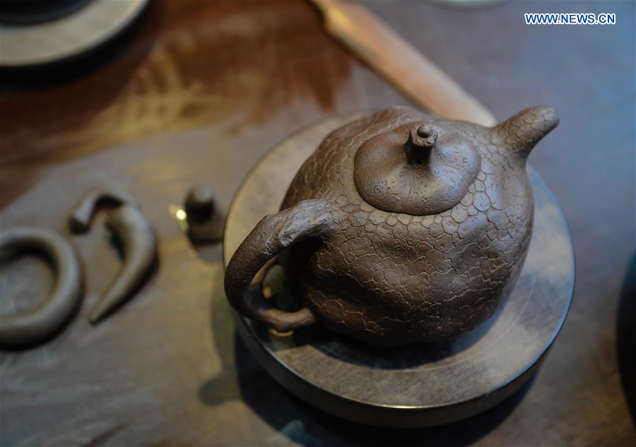 CHINA-JIANGSU-YIXING POTTERY (CN)