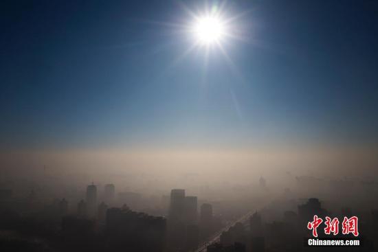 72 Chinese cities issue smog alert